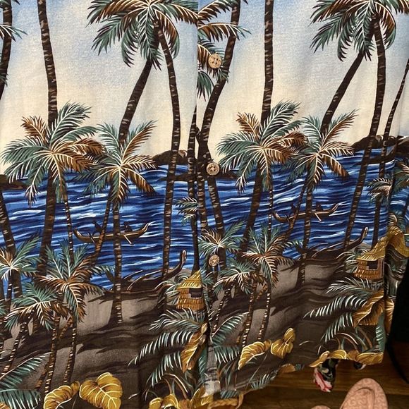 Pierre Cardin Palm Tree Button Up - Picture 5 of 6